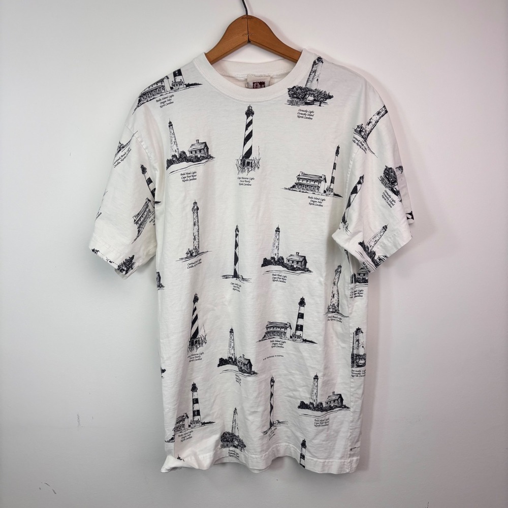 Vintage 1990s North Carolina Lighthouse All Over Print T-Shirt Art Unlimited L